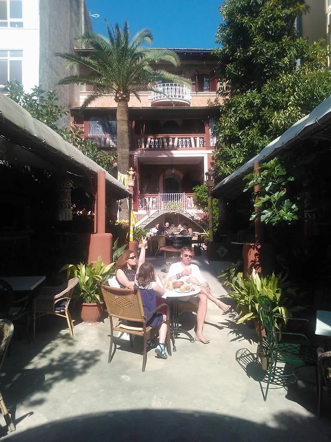 Bed & Breakfast Hostal Corona Palma de Mallorca