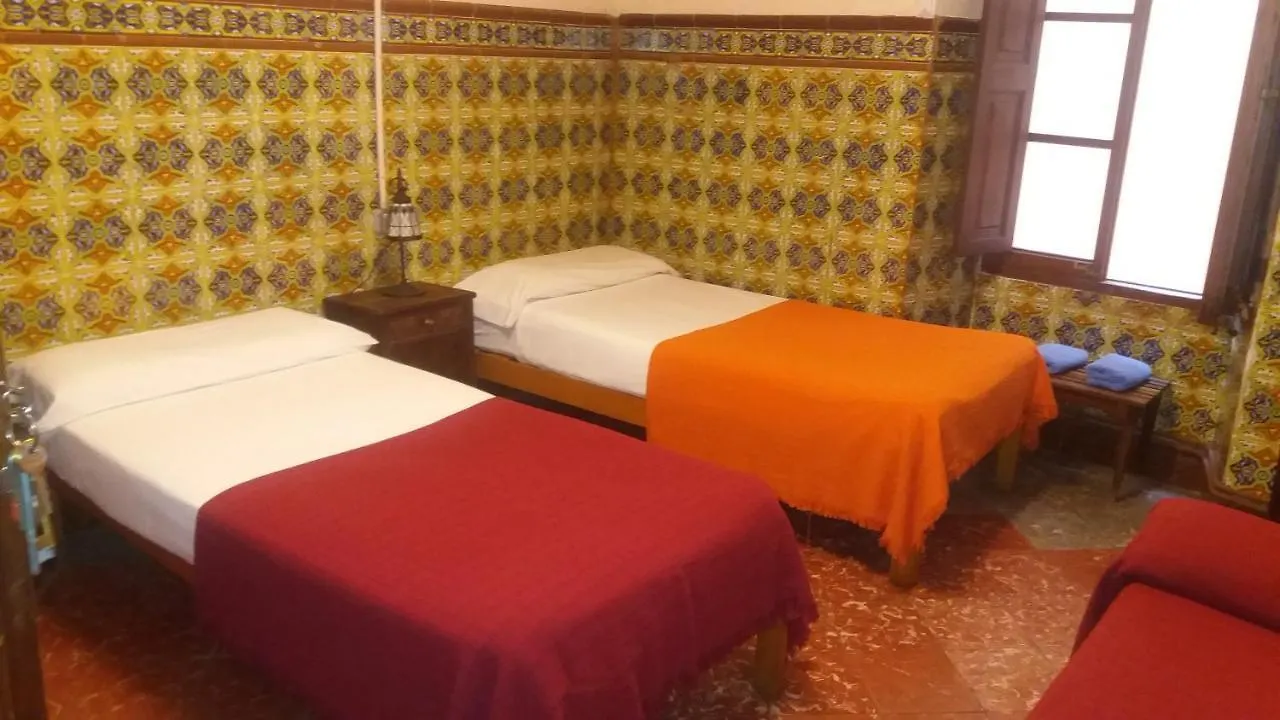 Oda ve Kahvaltı Hostal Corona Palma de Mallorca