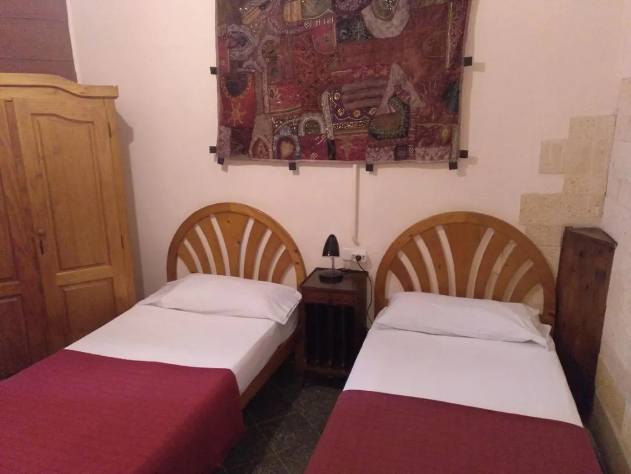 Bed & Breakfast Hostal Corona Palma de Mallorca
