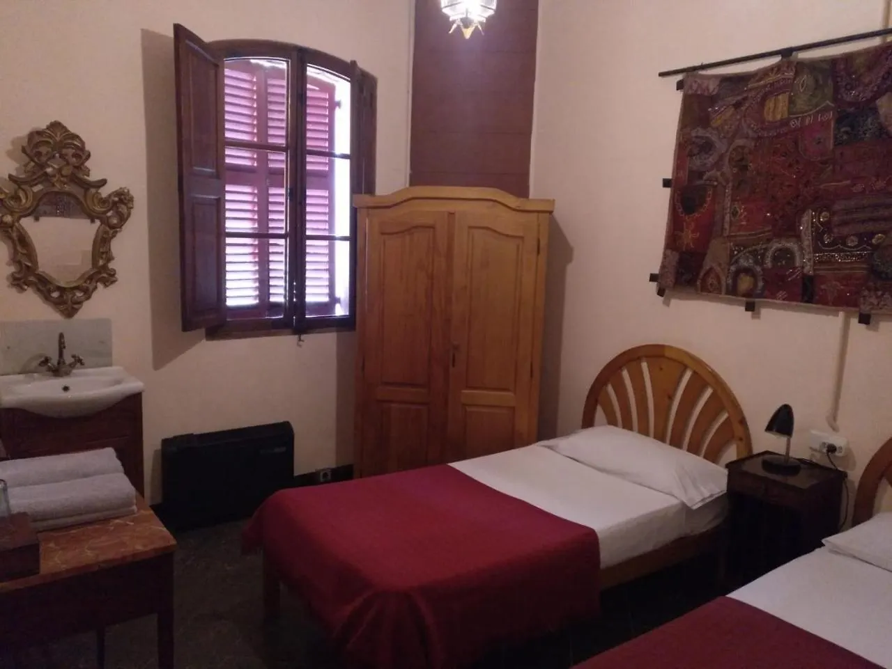 Hostal Corona Palma de Mallorca Spain